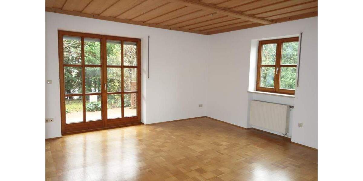 Doppelhaushälfte Laberweinting - 4 Zimmer, 163 m&sup2;, 1.000&euro; | Angebot:25731125
