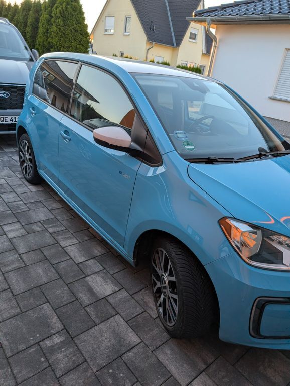 VW e-up! 26.000 km 11.900 € Lucka 04613