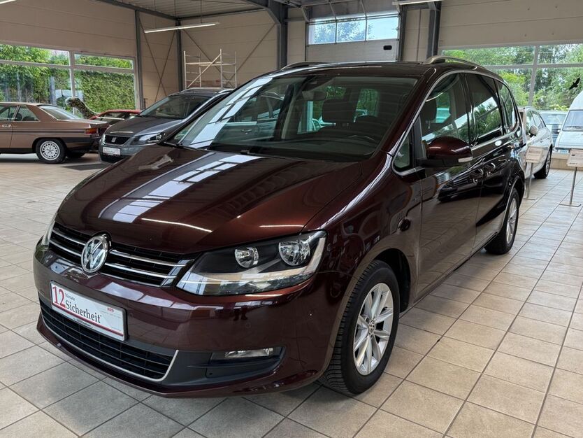 VW Sharan 140.664 km 17.199 € Buxtehude 21614
