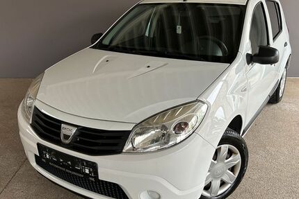 Dacia Sandero 162.578 km 2.499 € Berlin 14165