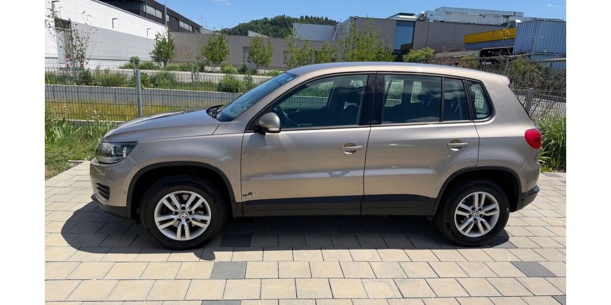 VW Tiguan 142.000 km 7.500 &euro; Gailingen 78262