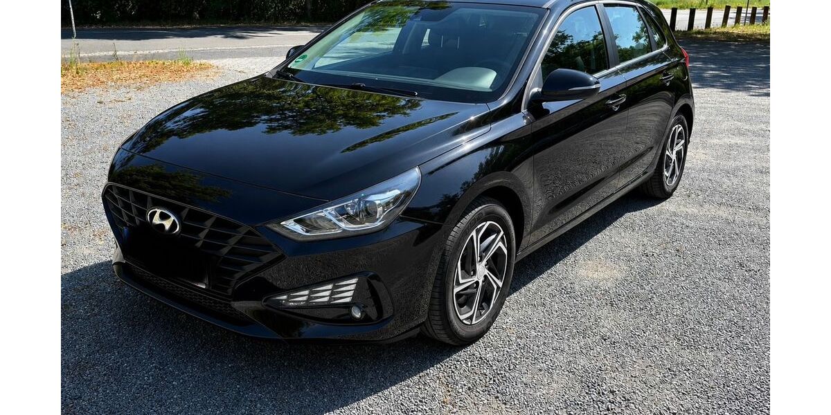 Hyundai i30 83.400 km 15.400 &euro; Alsbach-Hähnlein 64665