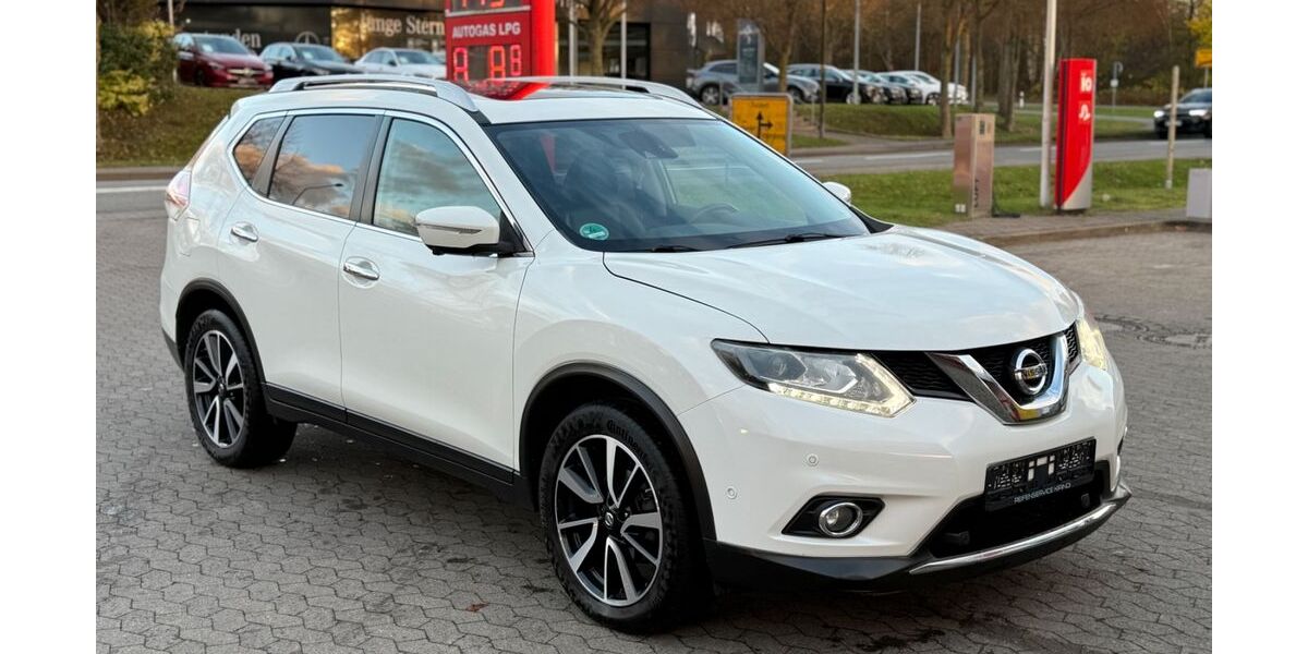 Nissan X-Trail 162.538 km 11.990 &euro; Buxtehude 21614