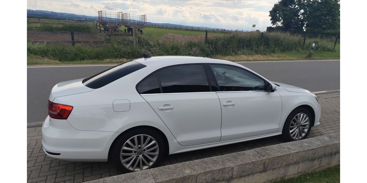 VW Jetta 175.000 km 8.200 &euro; Bad Oeynhausen 32549