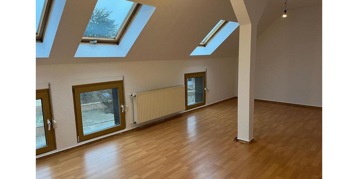Dachgeschoßwohnung Beeskow - 2 Zimmer, 60 m&sup2;, 410&euro; | Angebot:24832408
