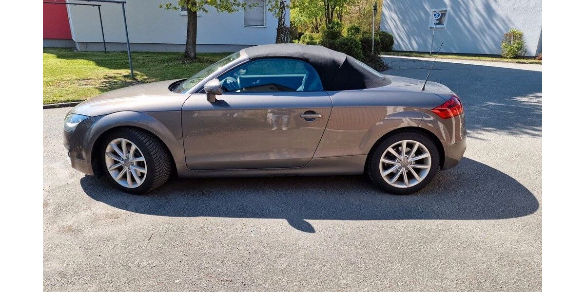 Audi TT 113.600 km 12.900 &euro; Weimar 99423