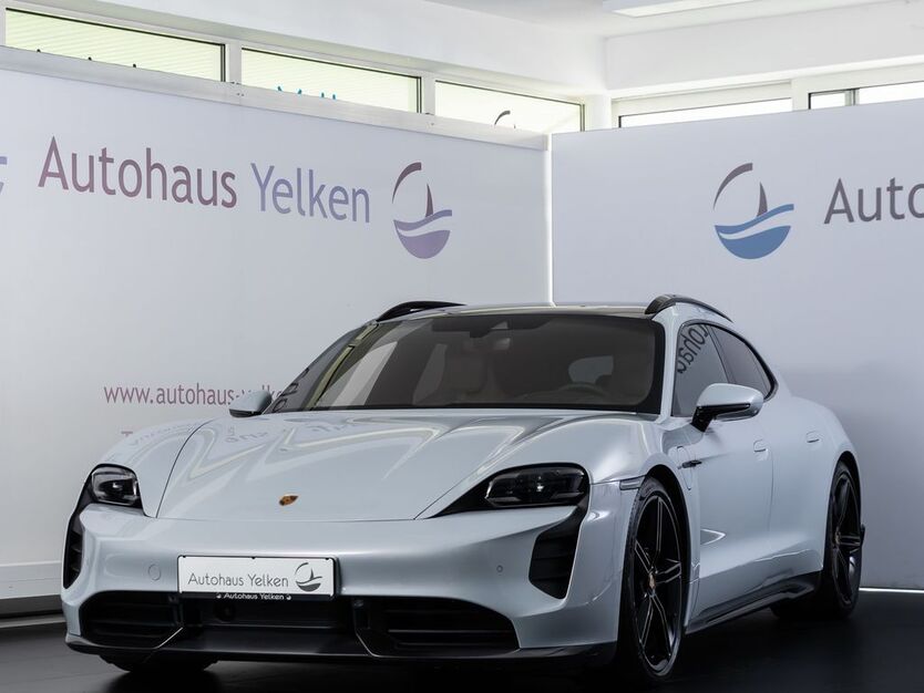 Porsche Taycan 21.050 km 97.990 € Spaichingen 78549