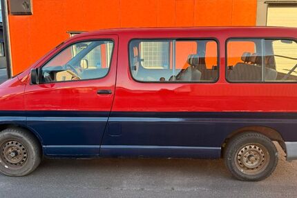 Toyota Hiace 260.000 km 4.799 &euro; Hamburg 20539