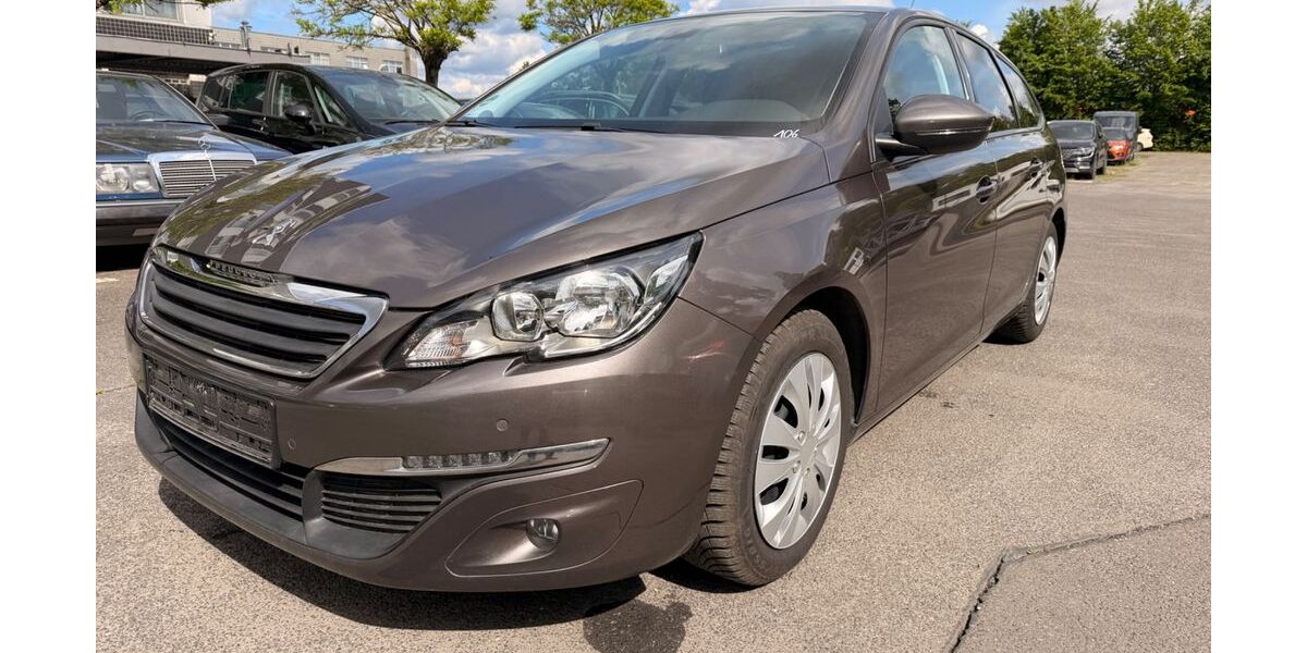 Peugeot 308 116.512 km 4.999 &euro; Berlin 12249
