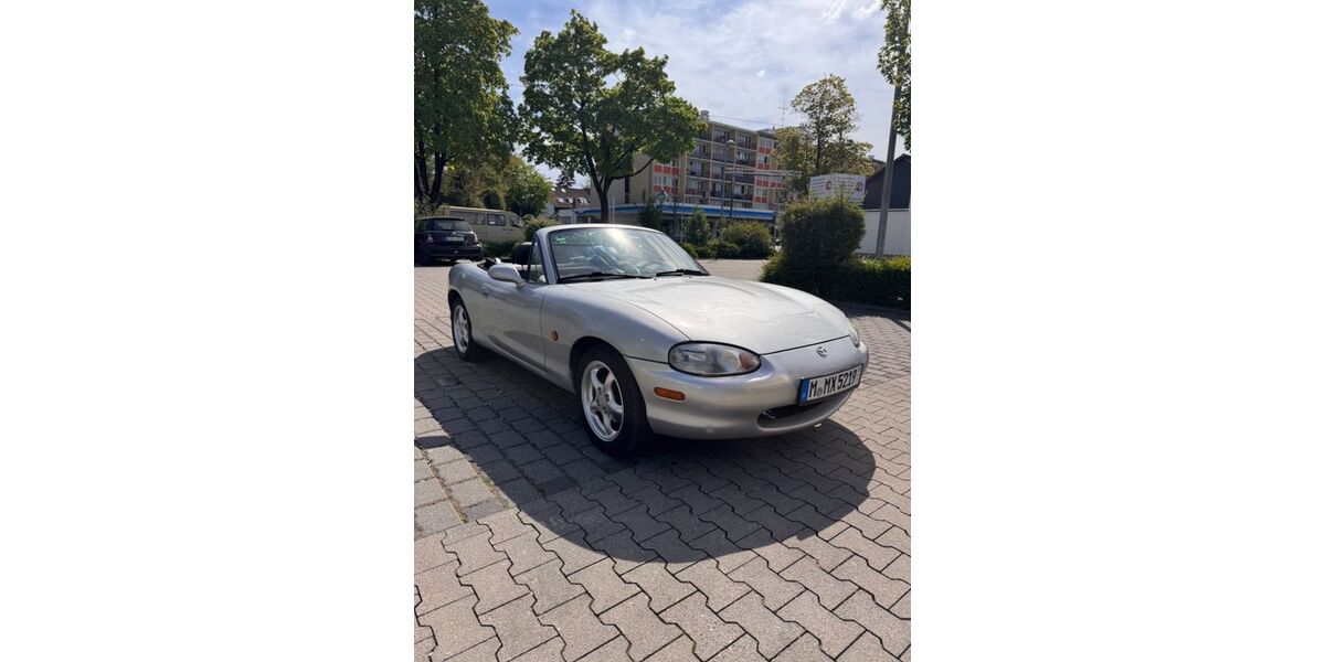 Mazda MX-5 80.000 km 8.499 &euro; München 81373