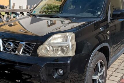 Nissan X-Trail 230.000 km 6.499 € Dresden 01159