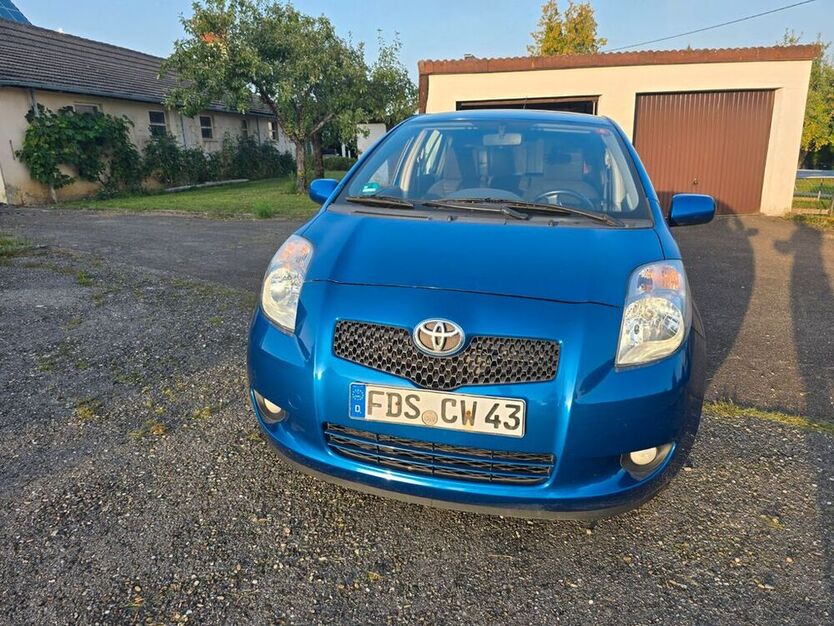 Yaris