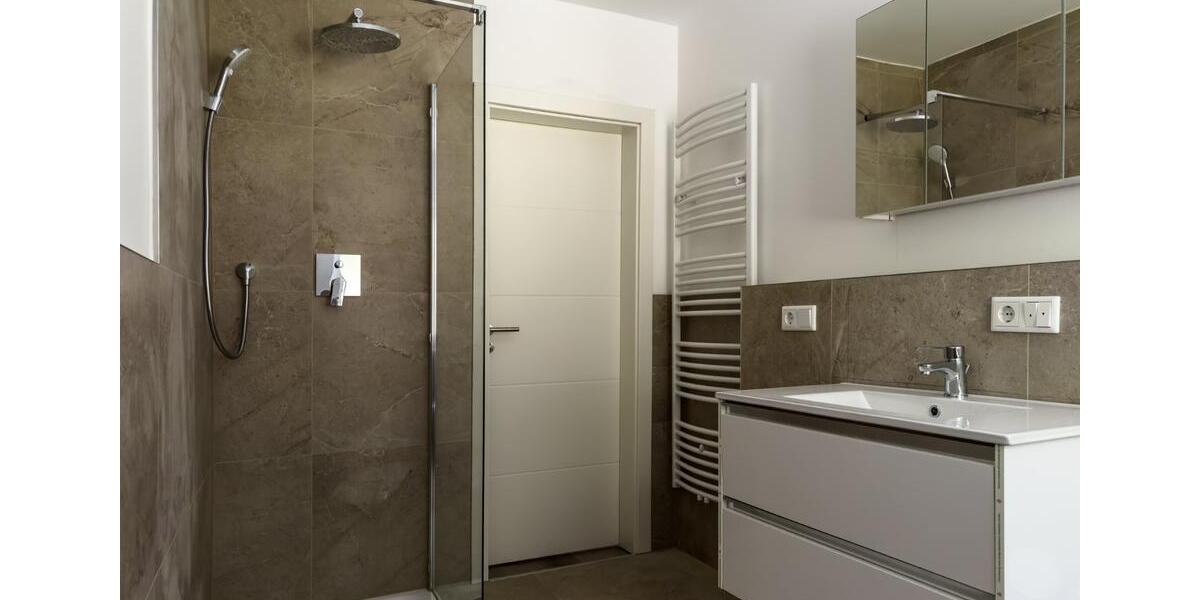 Etagenwohnung Nentershausen - 5 Zimmer, 171 m&sup2;, 1.250&euro; | Angebot:22067376