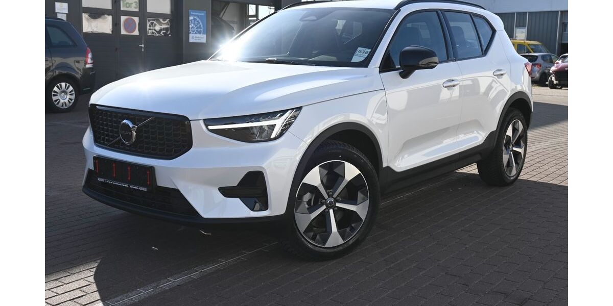 Volvo XC40 13.020 km 36.800 &euro; Jüterbog 14913