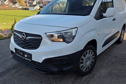 Opel Combo 106.800 km 7.390 &euro; Lindau 88131