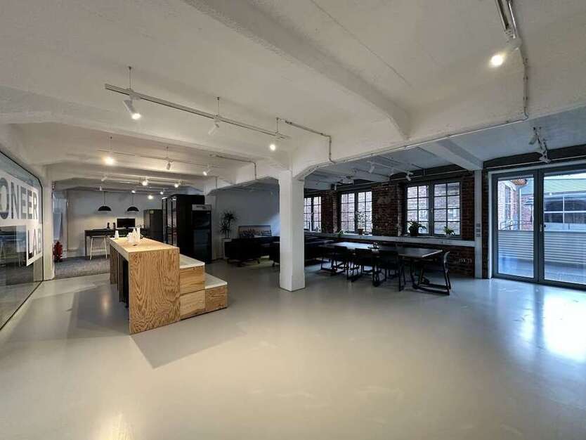 Büro in Idstein 2.262 € 173.5 m²