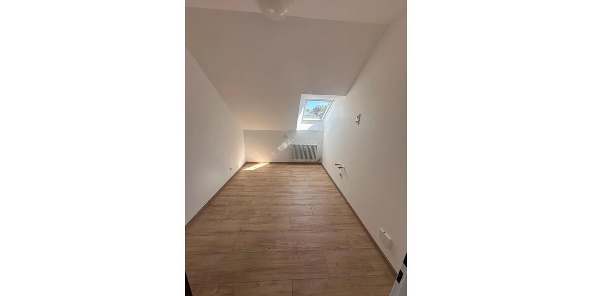 Dachgeschoßwohnung Minden Kuhlenkamp - 2 Zimmer, 64 m&sup2;, 155.000&euro; | Angebot:27447811