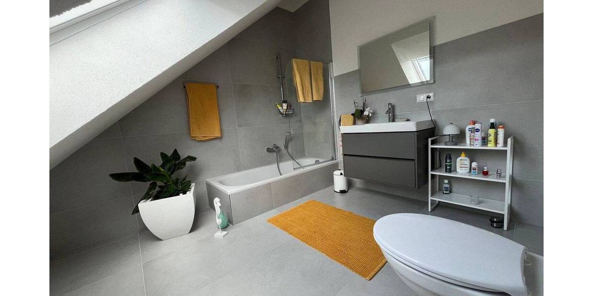 Reihenendhaus Höchst - 4 Zimmer, 140 m&sup2;, 1.600&euro; | Angebot:26825739