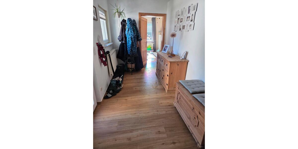Doppelhaushälfte Güstrow - 10 Zimmer, 176 m&sup2;, 350.000&euro; | Angebot:26491758