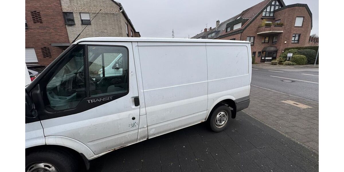 Ford Transit 209.000 km 2.200 &euro; Mönchengladbach 41066