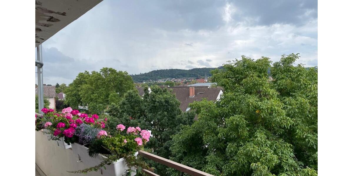 Helle 3-Zimmer Wohnung mit Balkon im 4. OG in Northeim 3 zimmer