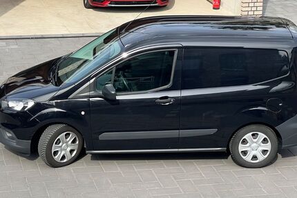Ford Transit Courier 40.000 km 14.300 &euro; Hamburg 20535