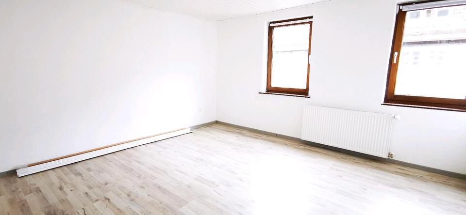 Etagenwohnung Höxter - 5 Zimmer, 135 m&sup2;, 885&euro; | Angebot:26579717