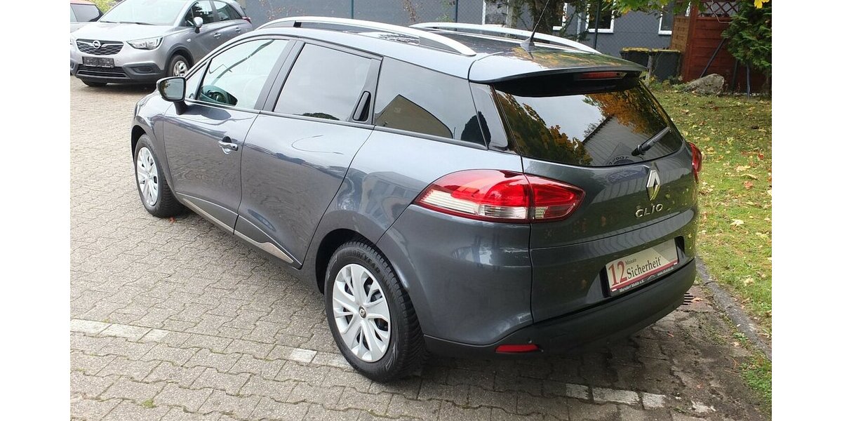 Renault Clio EXPRESSION NAVI PARCTRONIC START-STOP 118.021 km 7.680 &euro; Köln 50858