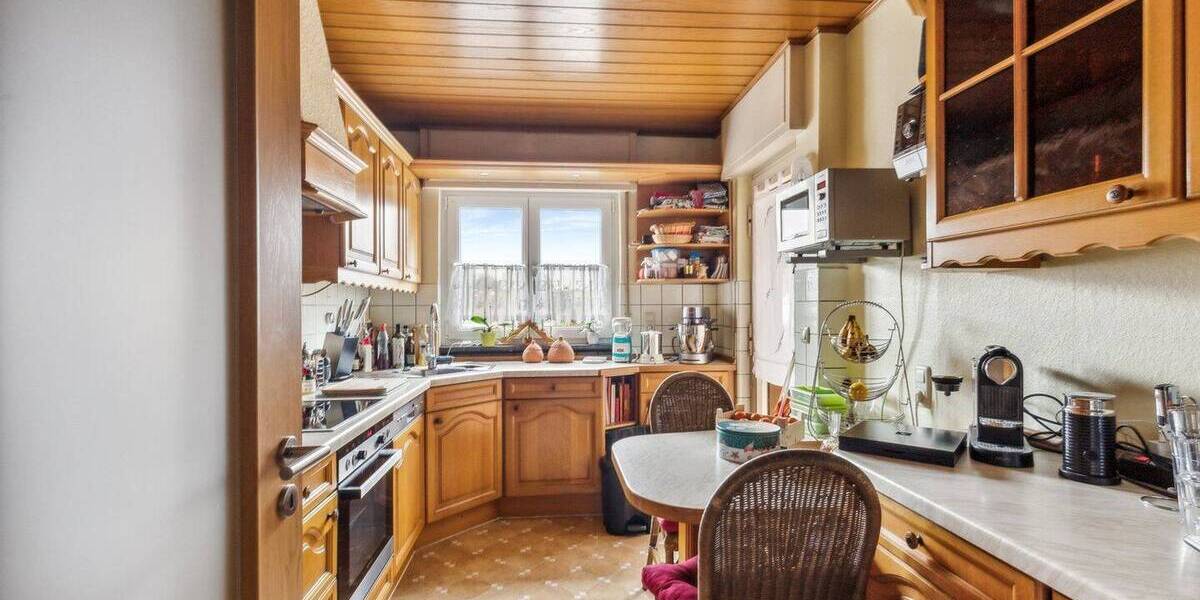 Mehrfamilienhaus, Wohnhaus Kriftel - 9 Zimmer, 253 m&sup2;, 695.000&euro; | Angebot:25996136