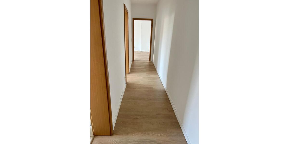 Etagenwohnung Gräfenhainichen - 2 Zimmer, 55 m&sup2;, 350&euro; | Angebot:24727088