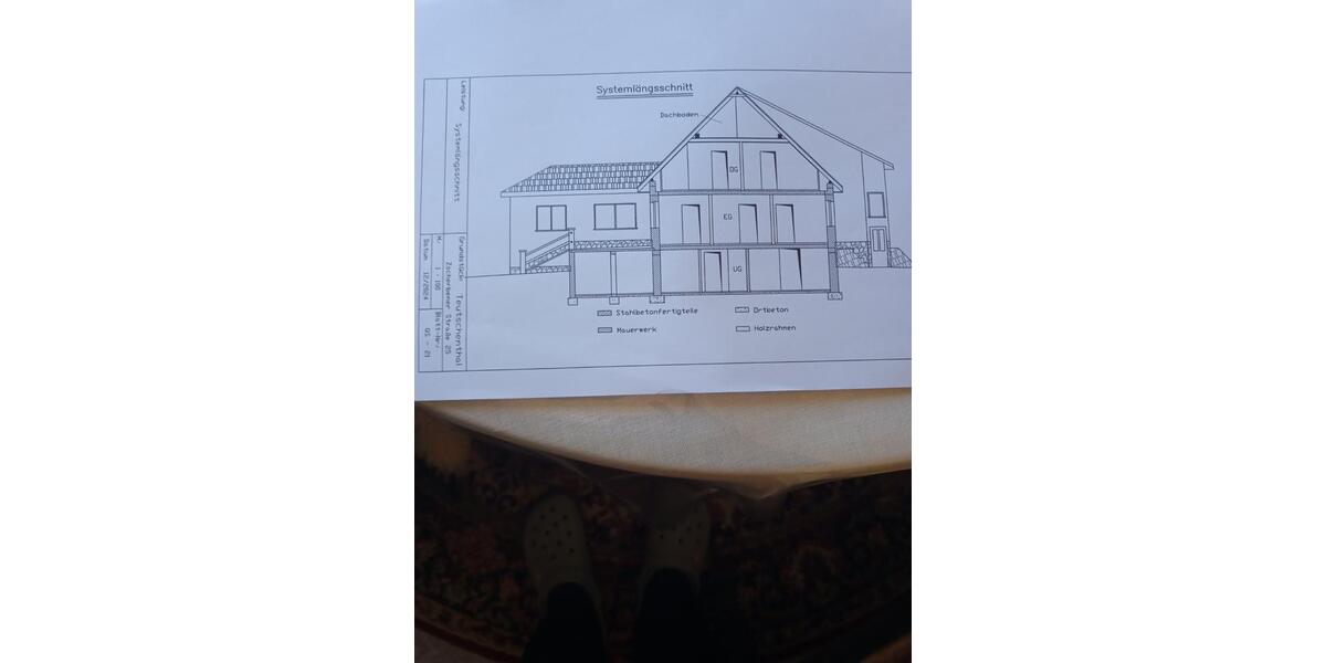 Haus in Eisdorf, 290m², Platz für wohnen, Sport, Hobby und Beruf 8 zimmer