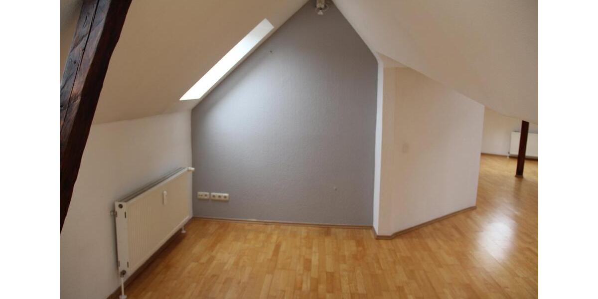 Dachgeschoßwohnung Rostock Hansaviertel - 2 Zimmer, 70 m&sup2;, 800&euro; | Angebot:26062116