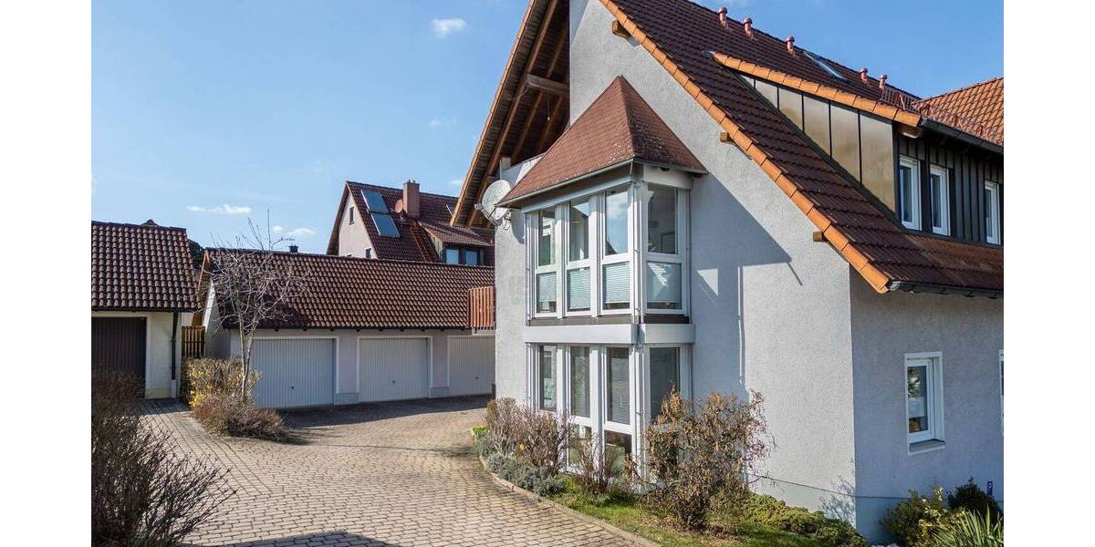 Etagenwohnung Edelsfeld - 2 Zimmer, 65 m&sup2;, 149.000&euro; | Angebot:26140031