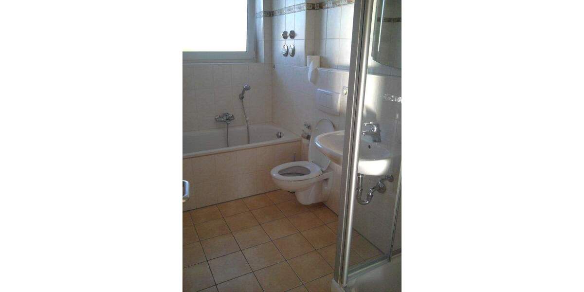 Etagenwohnung Kösching - 3 Zimmer, 72 m&sup2;, 830&euro; | Angebot:24990022