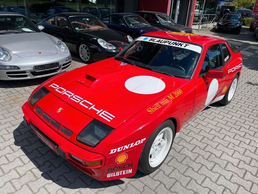 944