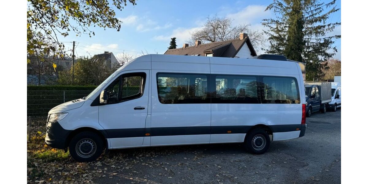 Mercedes-Benz Sprinter 350.000 km 35.900 &euro; München 81243
