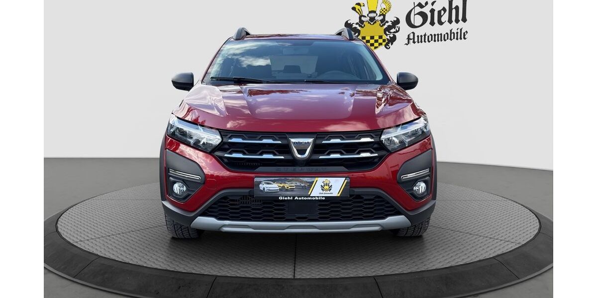 Dacia Sandero 40.000 km 12.490 &euro; Haßfurt 97437