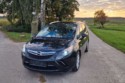 Opel Zafira Tourer 169.000 km 7.790 € Stoffenried 89352