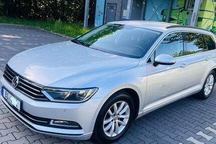 VW Passat 213.550 km 9.999 &euro; Bielefeld 33604