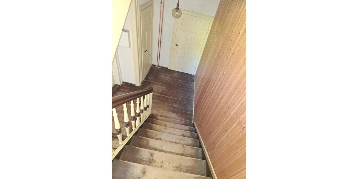 Reihenhaus Bad Langensalza - 14 Zimmer, 180 m&sup2;, 75.000&euro; | Angebot:26998450