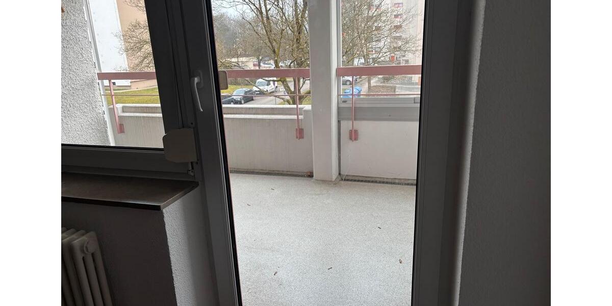 Etagenwohnung Ulm Söflingen - 4 Zimmer, 105 m&sup2;, 590&euro; | Angebot:25378382