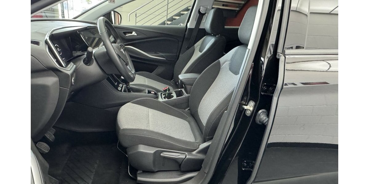 Opel Grandland 1.2 Turbo GS Line CarPlay Cam 43.999 km 16.830 &euro; Lich 35423
