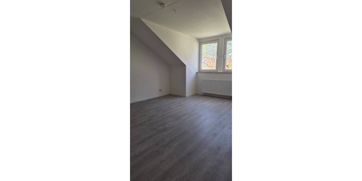Etagenwohnung Apolda - 3 Zimmer, 92 m&sup2;, 795&euro; | Angebot:26228770