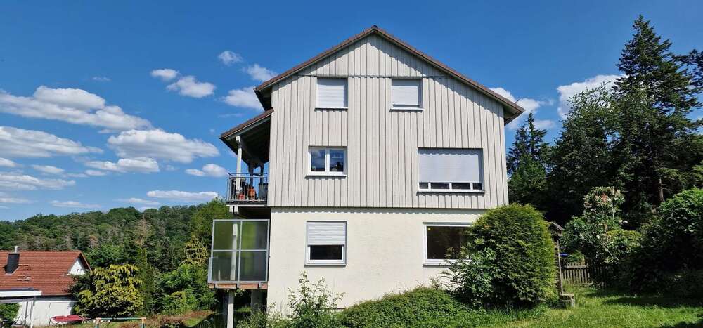 Etagenwohnung Usingen - 5 Zimmer, 132 m&sup2;, 276.000&euro; | Angebot:22856683