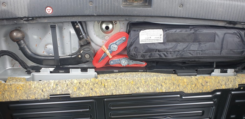 Opel Zafira 131.702 km 2.500 &euro; Koblenz 56068