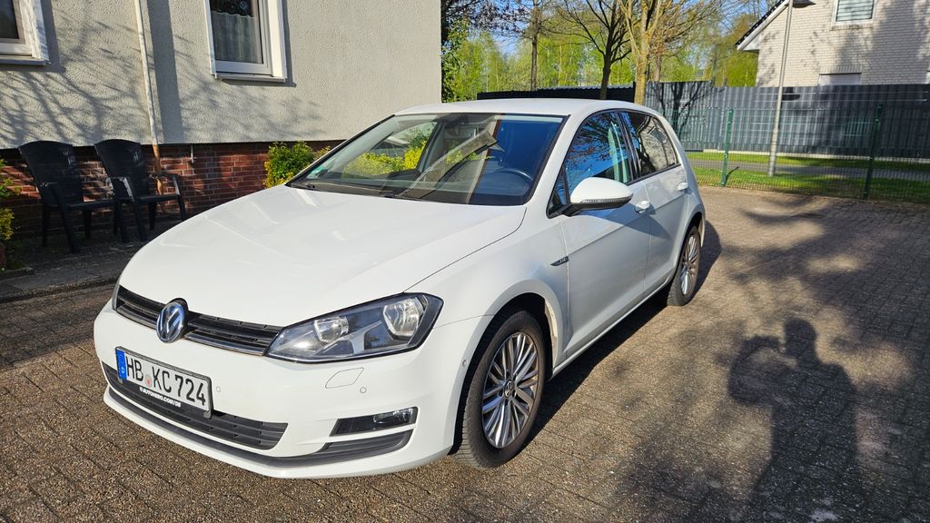 VW Golf 84.628 km 9.990 &euro; Bremen 28777