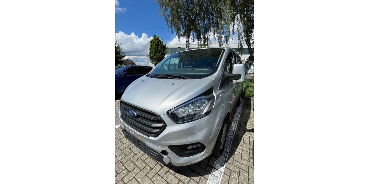 Ford Transit 142.500 km 10.499 &euro; Ganderkesse 27777