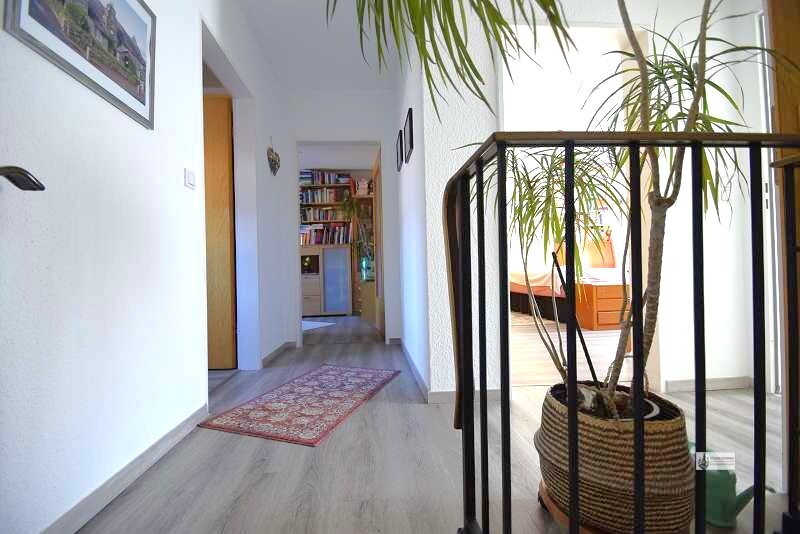 Reihenmittelhaus Ideal für Familie mit 2 Kindern + 2 Garagen + Einbauküche + Garten mit Holzhaus - Einfamilienhaus Syke Steimke | Angebot:25810524