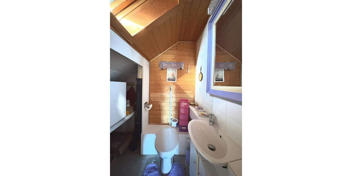 Zweifamilienhaus mit Terrasse, Garten und Garage 7 zimmer