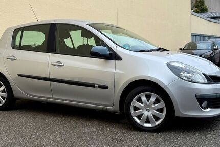Renault Clio 177.744 km 1.990 € Hamburg 20537